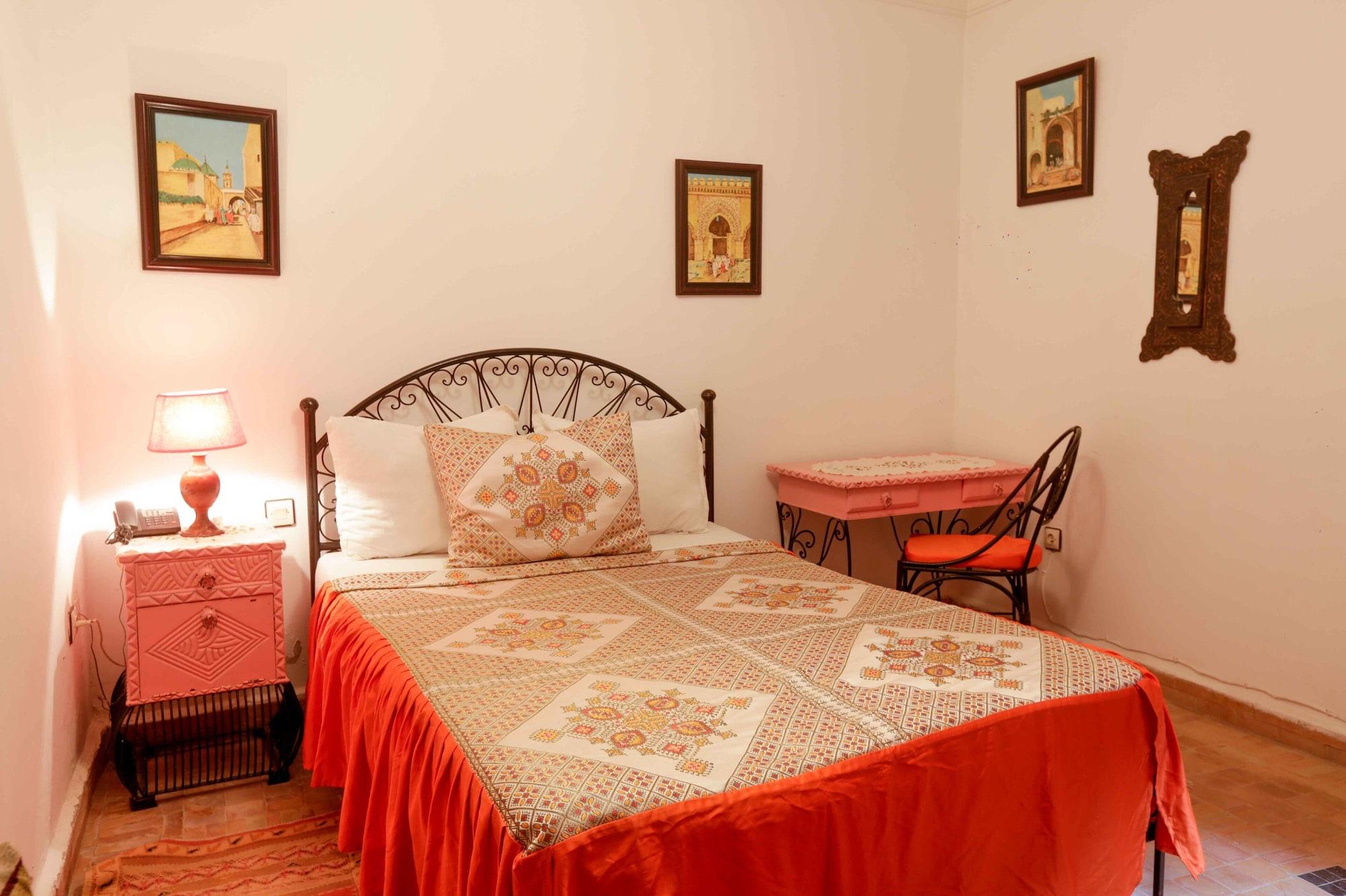 Riad Al Khansaa Есувейра Екстериор снимка